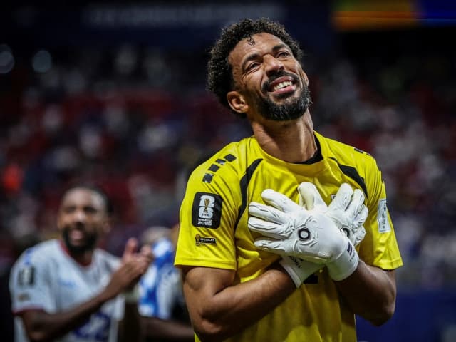 Por qué Vozinha no podrá llevar su apodo en la camiseta de Colo Colo