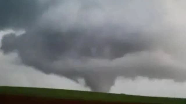 Brasil: un tornado dejó varios heridos y causó graves daños