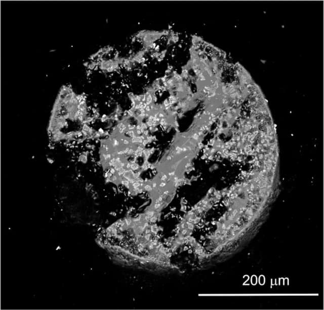 Descubren un material nunca antes visto en la Tierra generado por la explosión nuclear de Hiroshima
