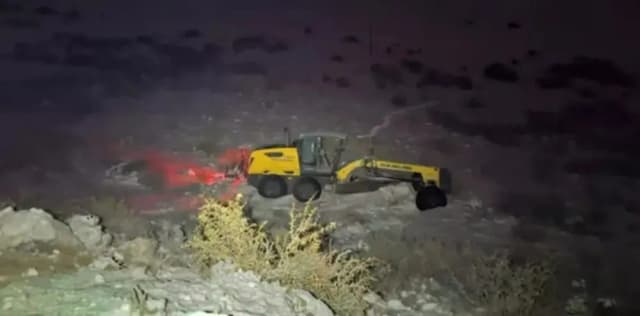 Un operario que despejaba nieve de la ruta murió tras desbarrancar 50 metros
