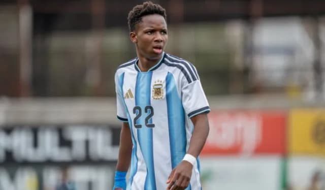 Kiki Ramos, después de debutar con gol en la Selección juvenil: “En Argentina nunca me sentí discriminado”