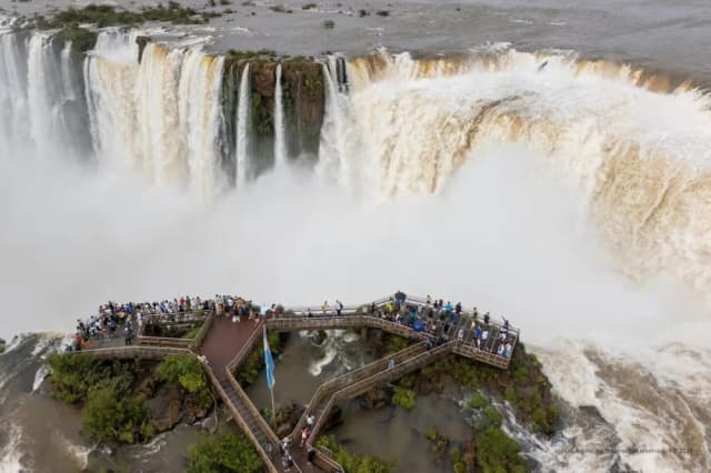 Cataratas: por primera vez en la historia, cierran Garganta del Diablo por 40 días