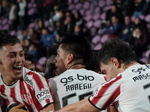 Lo dejó sin Grana: Instituto pegó en la última y se llevó un triunfazo de Lanús