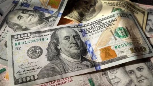 A cuánto abrió el dólar blue hoy, lunes 3 de agosto