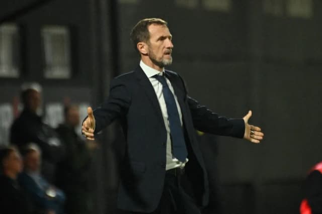 Arruabarrena lamentó las fallas de Boca tras el empate con Newell's: “Cometemos errores muy tontos”