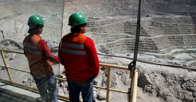 Cómo funciona la mina de cobre más grande del mundo: energía renovable, 30 vuelos diarios y el ejemplo para los proyectos RIGI que se vienen