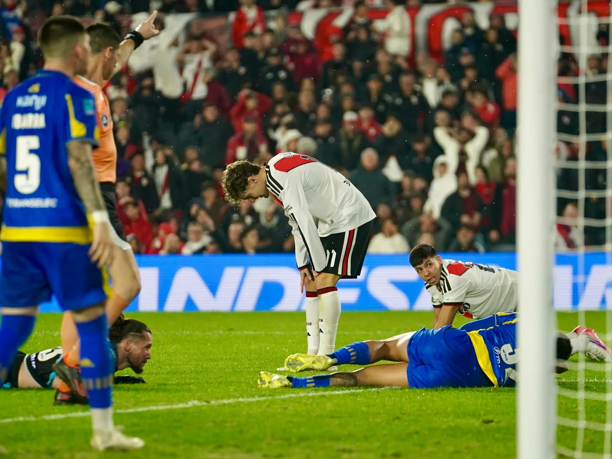 Lo que le faltaba a River: un borrado felicitó públicamente a un jugador de Rosario Central