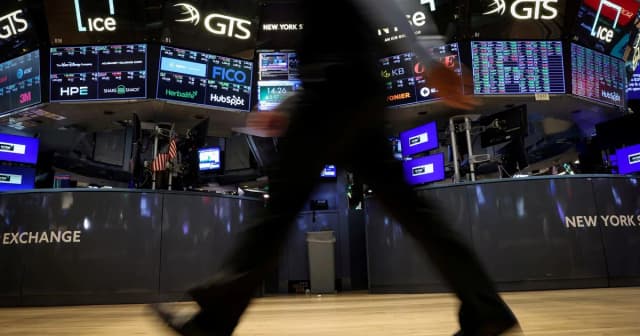 Los bonos comienzan el mes en alza y el riesgo país vuelve a los 412 puntos