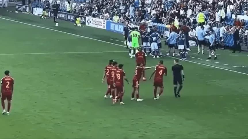 Tenso momento en la Roma: Dybala defendió a Soulé y se cruzó con el capitán - TyC Sports