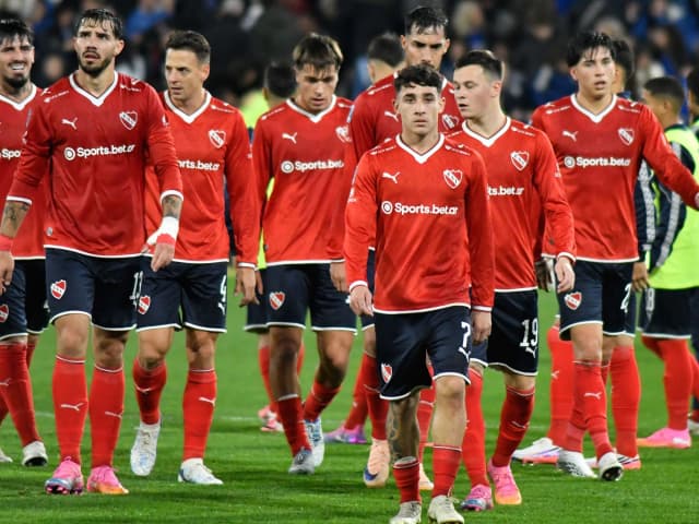 El uno por uno de Independiente en la derrota frente a Vélez