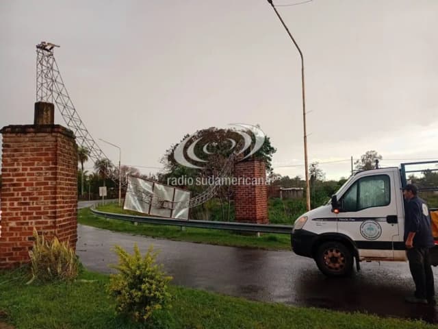 Temporal azotó y provocó daños en Alvear: asistieron a familias