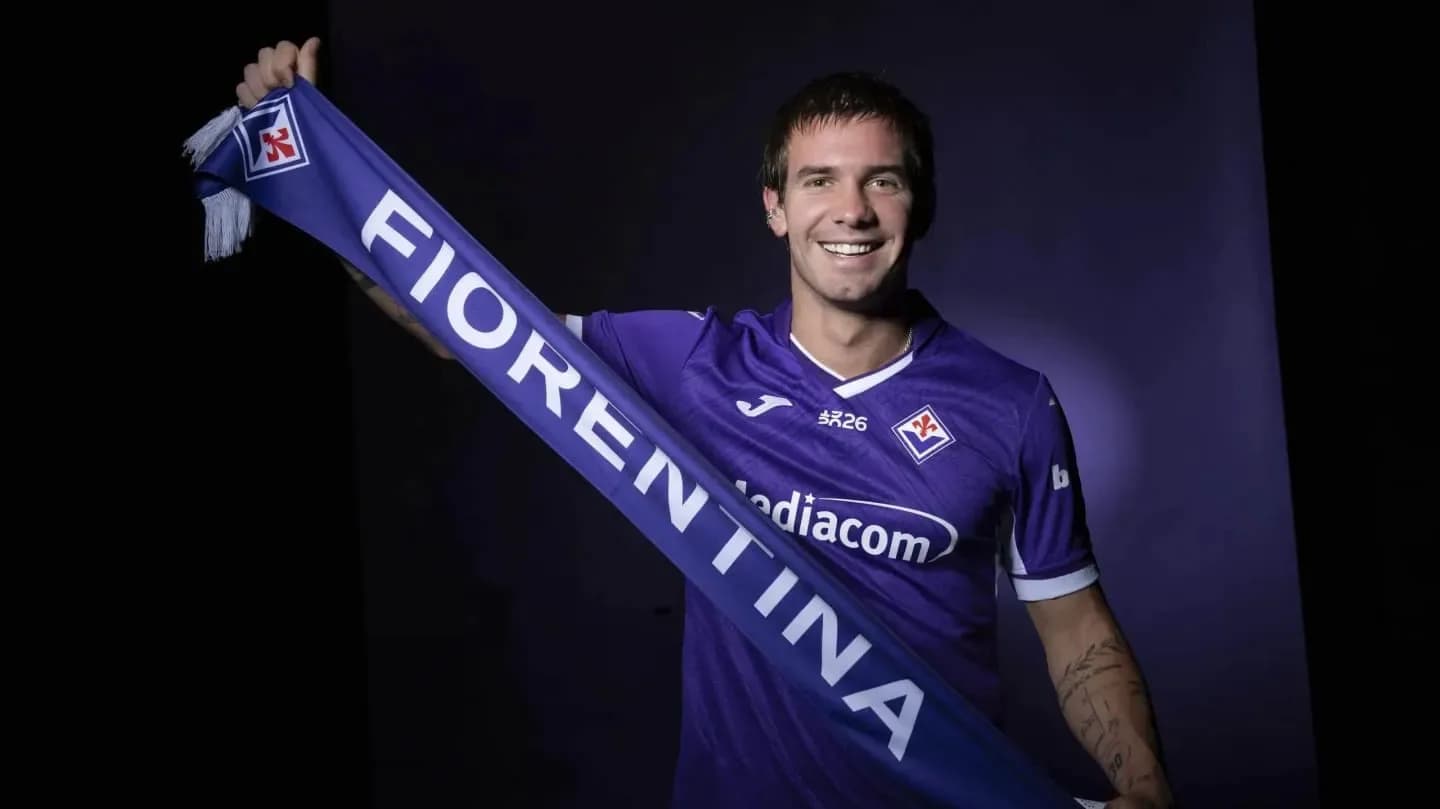 Mastantuono fue presentado en Fiorentina: "Tenía muchas ganas de llegar" - TyC Sports