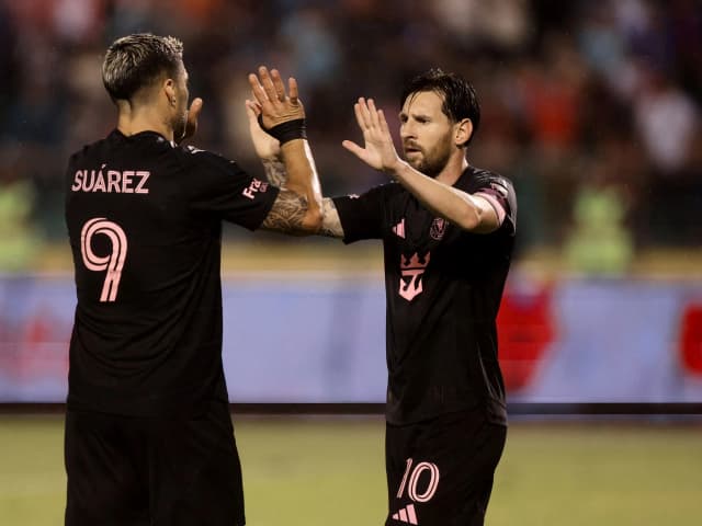 El sentido mensaje de Luis Suárez para Messi: "Tu papá desde arriba te va a seguir mirando orgulloso"