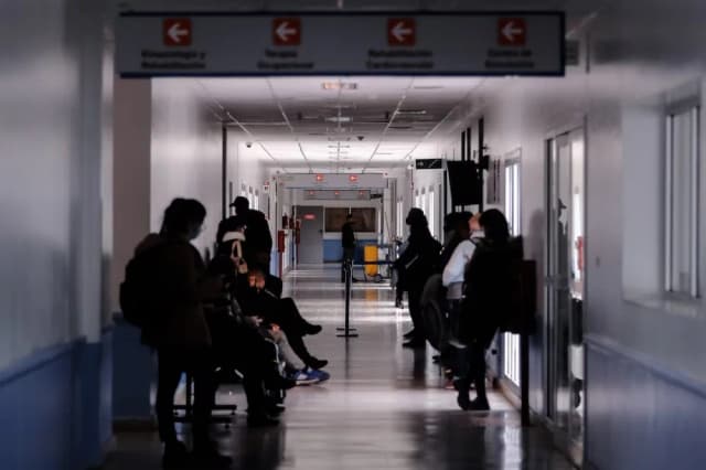 Extranjeros no residentes deberán pagar por la atención en hospitales nacionales