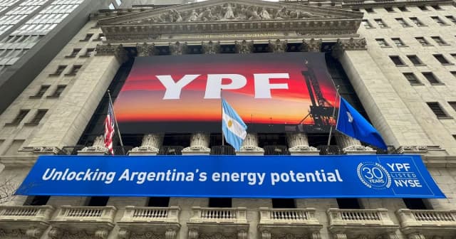 YPF: el Gobierno designó al sucesor de Manuel Adorni en el Directorio de la petrolera en representación del Estado