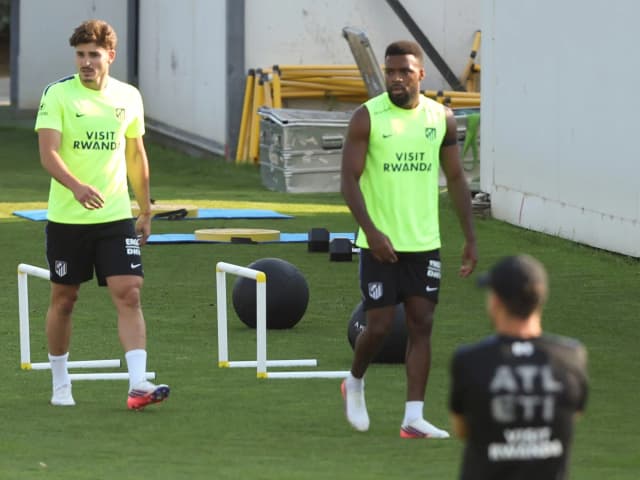 El reencuentro de Julián Álvarez y el Cholo Simeone: qué hablaron antes de la práctica