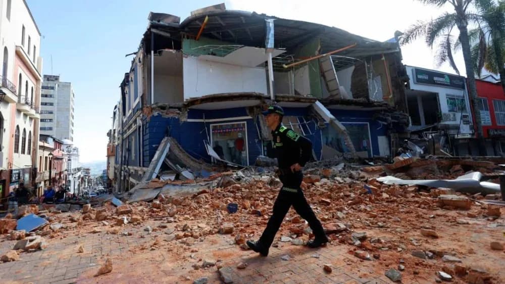 Colombia: Se agotan las horas para rescatar personas con vida
