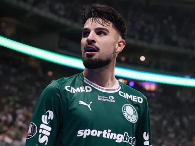 Con un gol del Flaco López, Palmeiras empató con Cerro Porteño