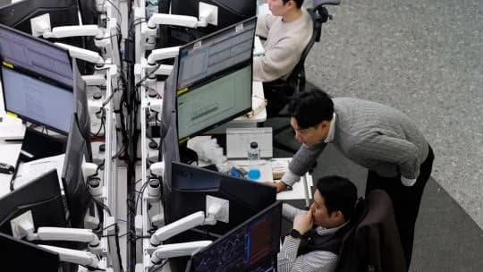 Acciones coreanas suben 22% en 10 días ante renovado impulso del sector de semiconductores