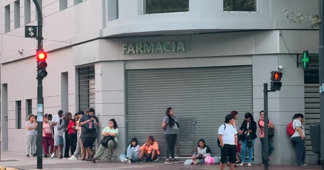 Empleo registrado: en un año, se perdieron  110.000 puestos