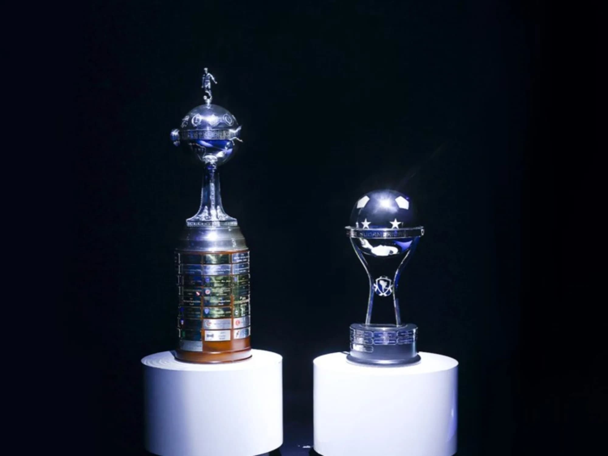 Se definieron los árbitros para las revanchas de los octavos en la Libertadores y la Sudamericana