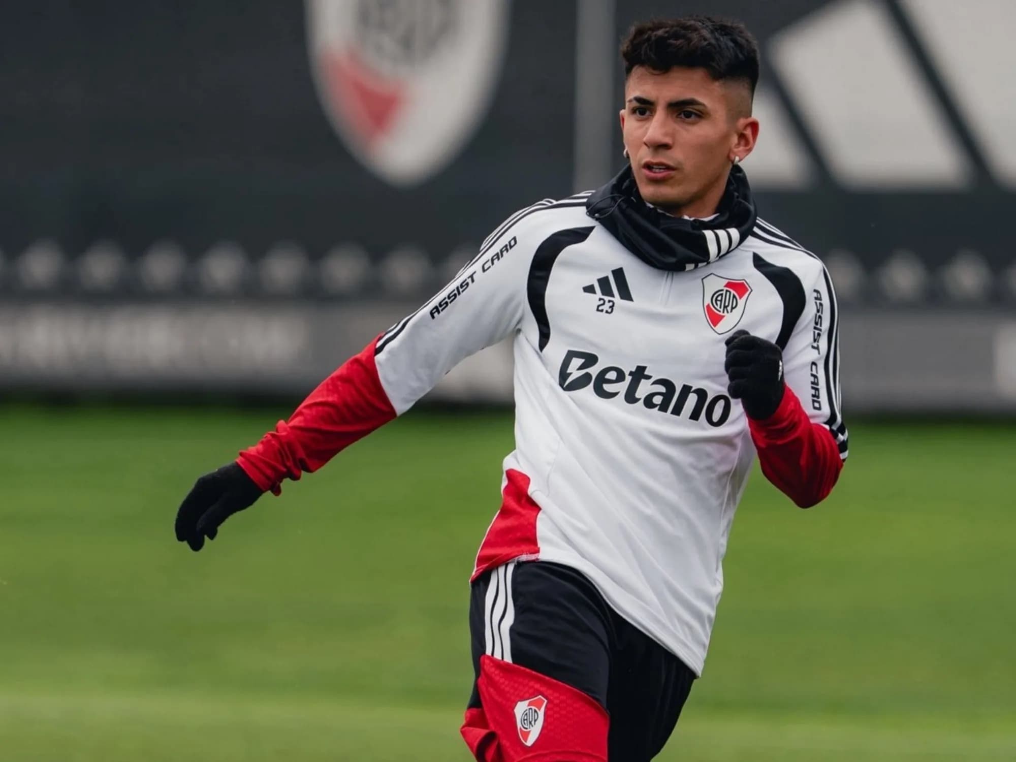El auspicioso historial de Thiago Almada frente a su primer rival en River