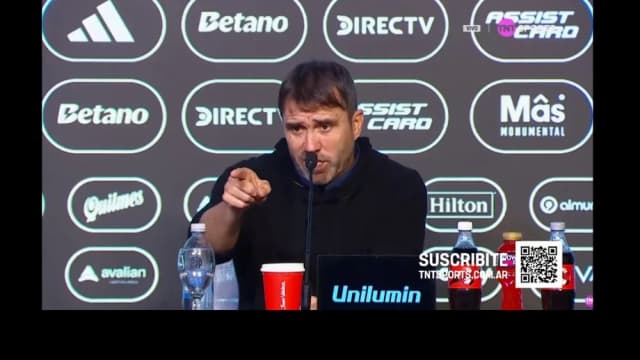 No te lo voy a permitir: el fuerte cruce entre Coudet y un periodista