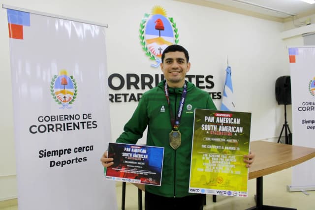Leonardo Corrales se consagró campeón panamericano por octava vez y hace historia en el kickboxing argentino