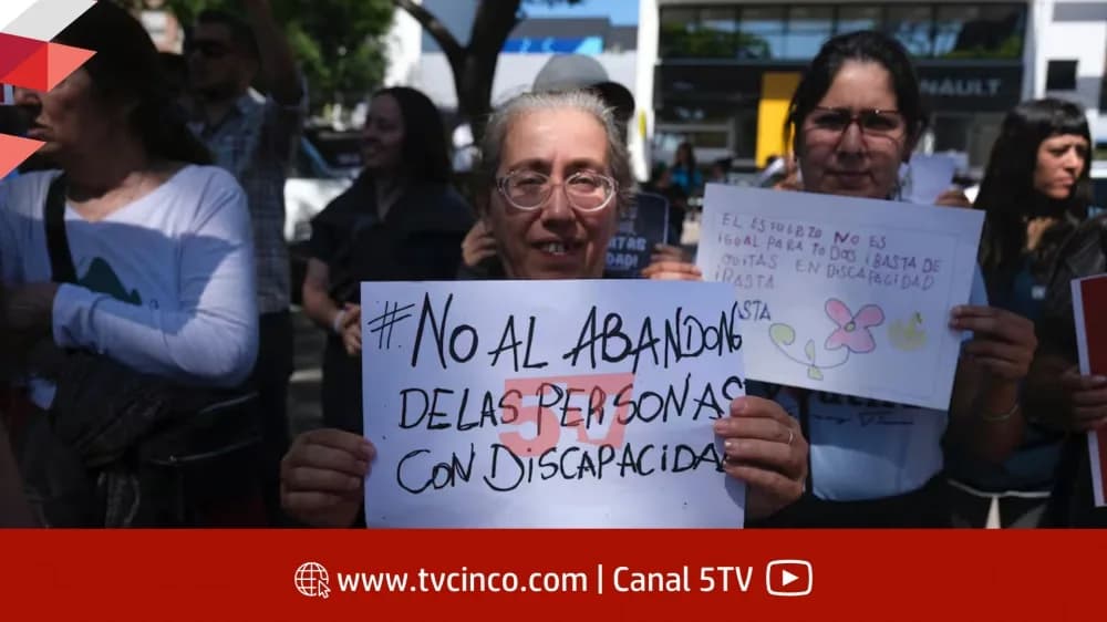 Portada de video: Jubilados y personas con discapacidad unieron reclamos por medicamentos y acceso a la salud