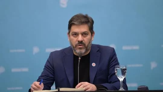 En plena tregua peronista, Carlos Bianco redobló la apuesta: “Cristina no puede ser el eje principal”