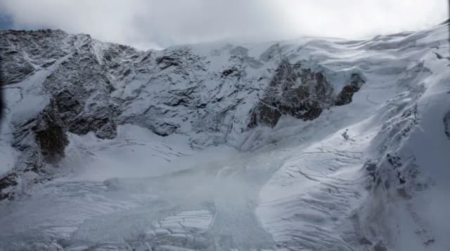 Por el deshielo de un glaciar, encontraron los cuerpos de dos alpinistas desaparecidos hace 34 años