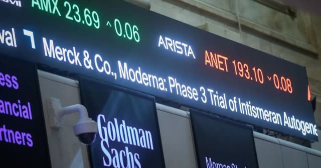 El riesgo país cambia de tendencia: tras las fuertes subas baja 5% en el día