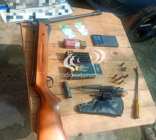Secuestro de armas y un detenido durante un allanamiento