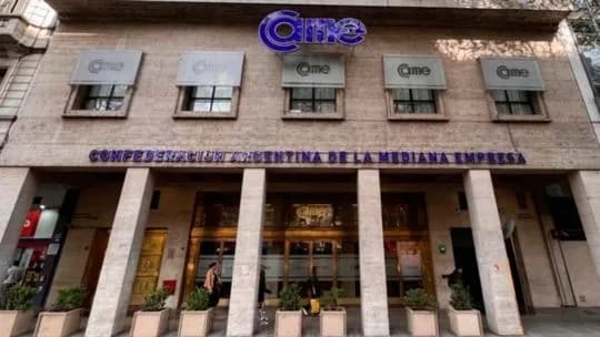 La CAME salió al cruce del gobierno y aseguró que las familias se endeudan para pagar "alimentos y remedios"