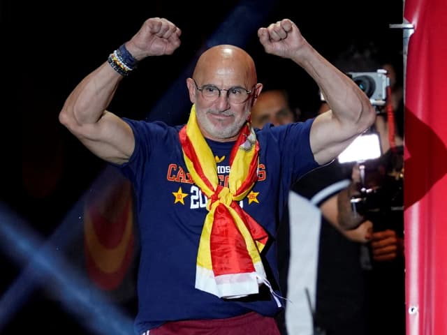 Después de las duras sanciones de FIFA, Luis de la Fuente recordó los incidentes tras la final del Mundial: "Nuestros jugadores fueron las víctimas"