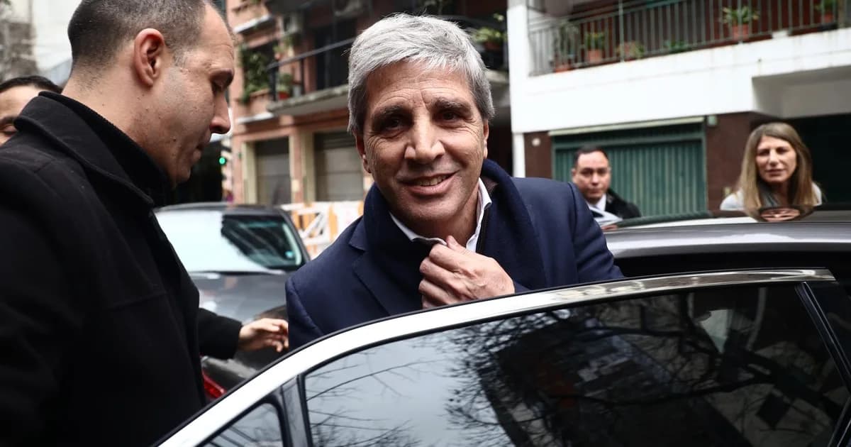 En medio de la interna por la actividad y la mora, Caputo anuncia medidas económicas