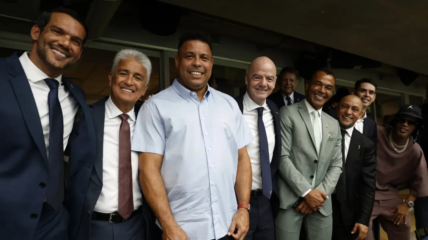 Fuerte respaldo a Infantino: las leyendas que salieron a bancarlo en plena crisis con UEFA - TyC Sports