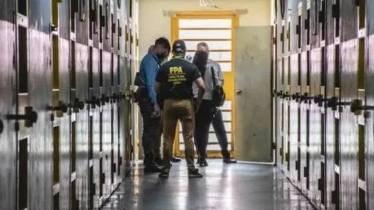 Confirman el juicio por la muerte de César Darío Moreno en la cárcel de Bouwer: nueve penitenciarios enfrentan prisión perpetua