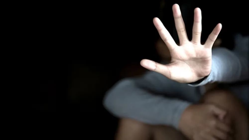 Denuncian a un hombre por abusar de su sobrina nieta de 13 años