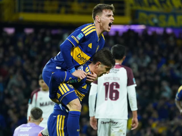Zenón, entre una oferta de México y la decisión de Boca