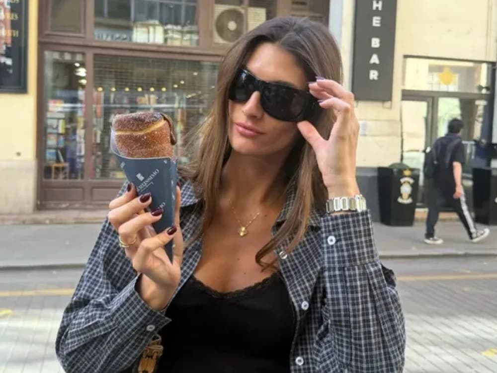 Lola Latorre lanzó un nuevo producto y la acusaron de copiar a Hailey Bieber: La versión pobre