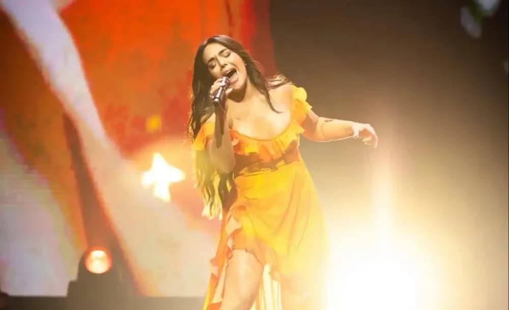 Tras una denuncia, Ángela Leiva no podrá seguir cantando Amiga traidora