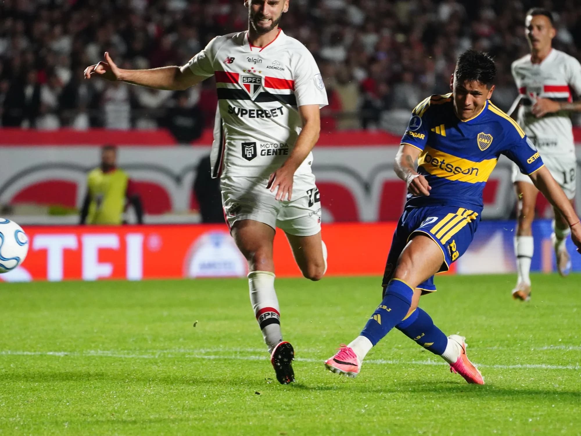 Videos: la atajada de Montero, el gol de Lozano y lo mejor de San Pablo-Boca