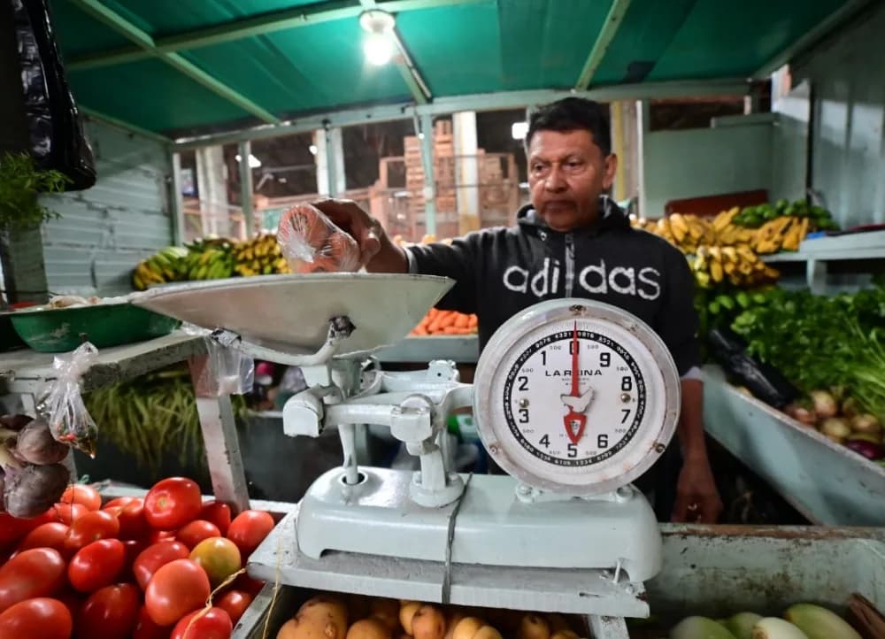 La confianza del consumidor subió 2,4% en septiembre y alcanzó 41,18 puntos