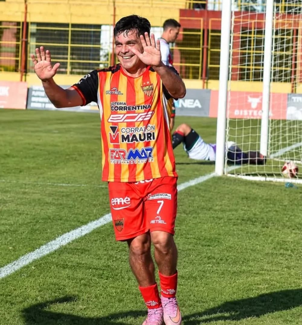 Boca Unidos empató 3-3 y terminó primero en la Zona A de la Reválida