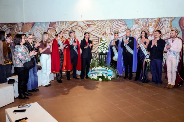 En el Día del Comparsero, homenajearon a quienes hicieron historia en el carnaval correntino