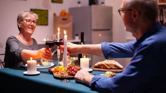 Comer con un ser querido podría ayudar al cuerpo a controlar mejor la glucosa
