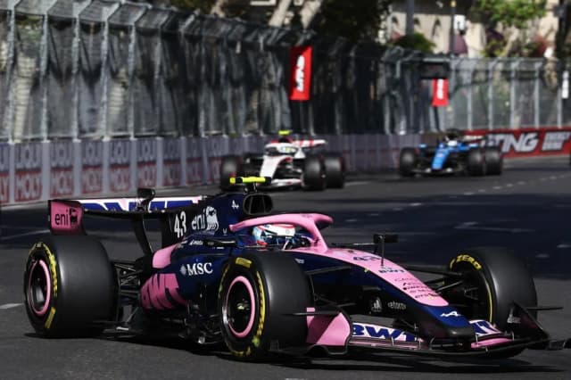 Colapinto abandonó tras chocar a Gasly en el GP de Azerbaiyán