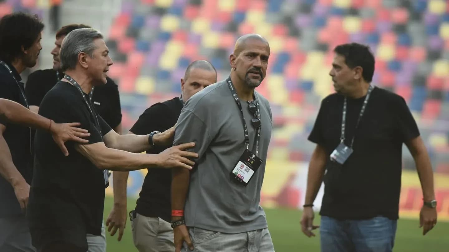 "Ladrón": Verón increpó a Herrera y hubo piñas en el final de Central vs. Estudiantes - TyC Sports