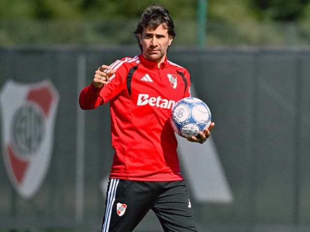 El cambio que probó Ponzio y marca tendencia en River